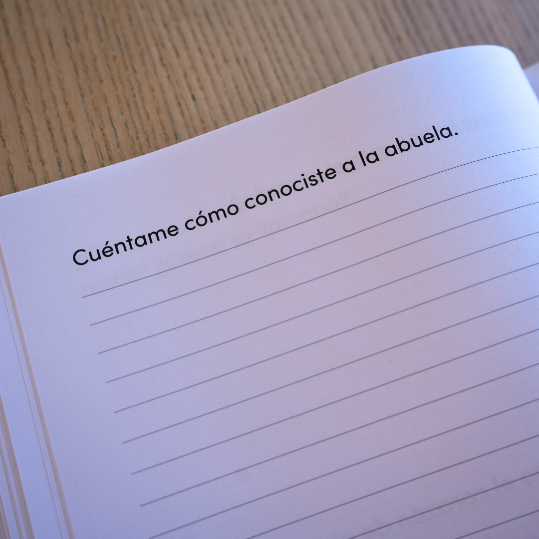 ABUELO quiero conocer tu historia - un libro para generaciones